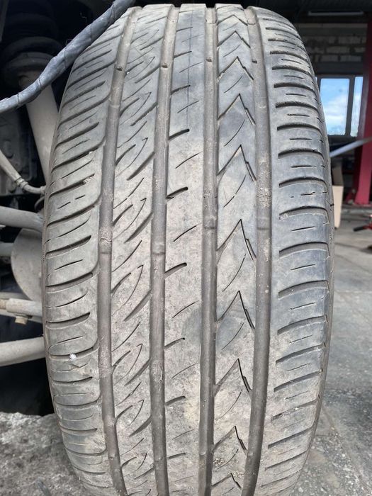 Продам шини 255 55 R18