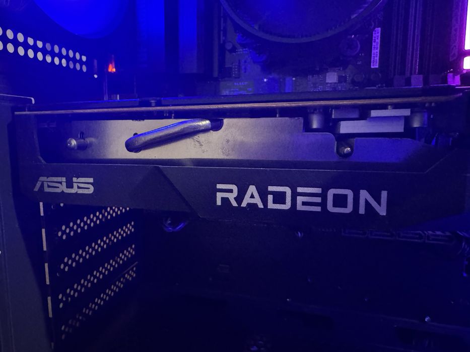 Placa grafica rx 7600 8gb