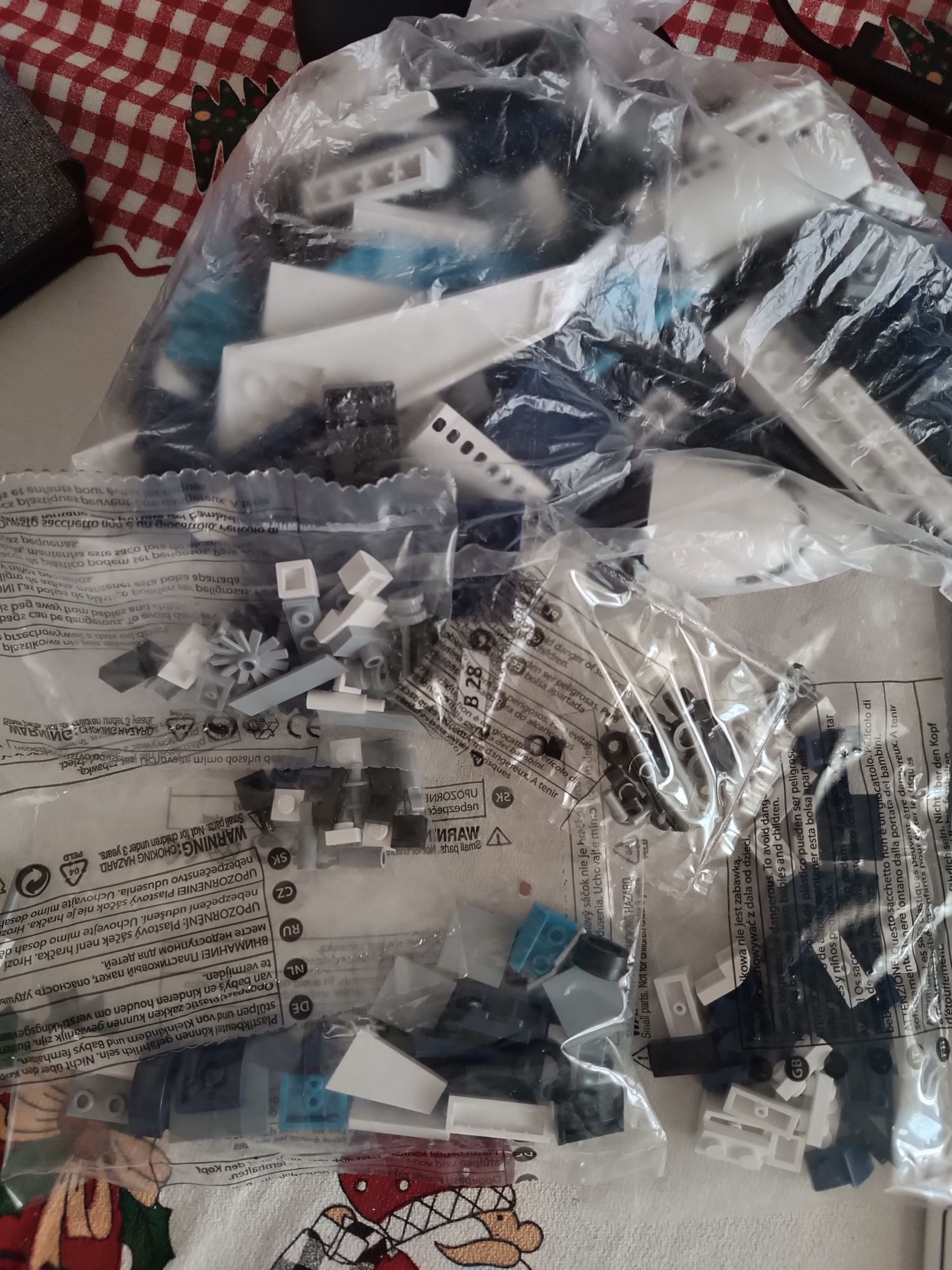 Avião Boeing 737-8 da Cobi tipo Lego