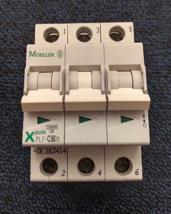 Автоматичний вимикач Moeller PL7-C50/3 50A 3P 10kA тип C 263414