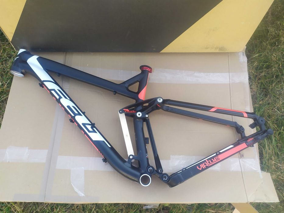 Felt  Virtue 60 29" rama Alu Hydroform FullSuspension  NOWA  Roz.18''