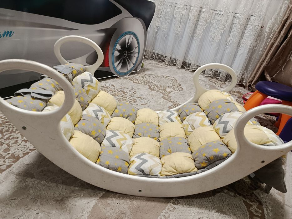 Дитяча гойдалка ,балансир