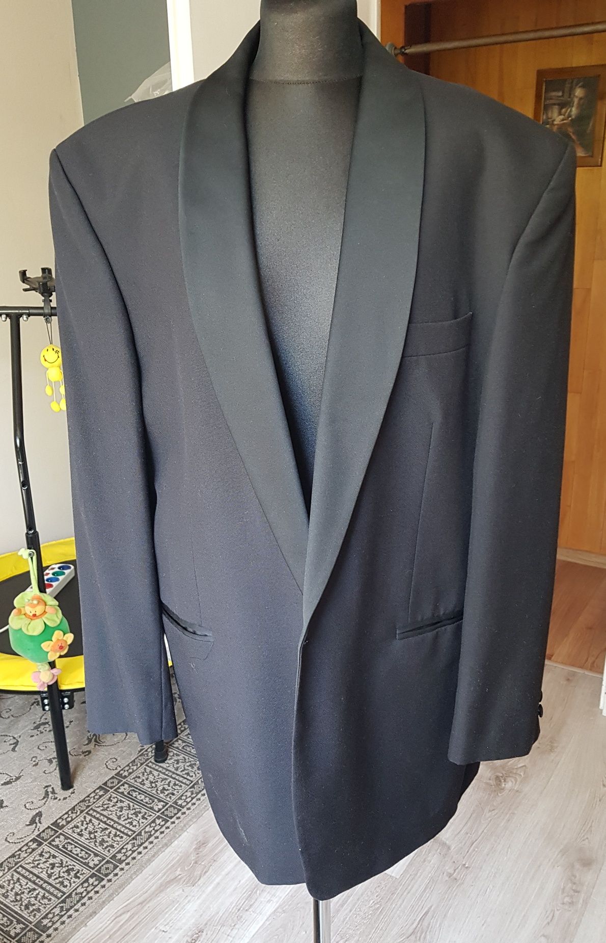 Smoking męski  2 XL (56) plus dodatki