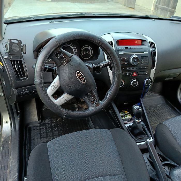 Kia cee'd 2010 rok