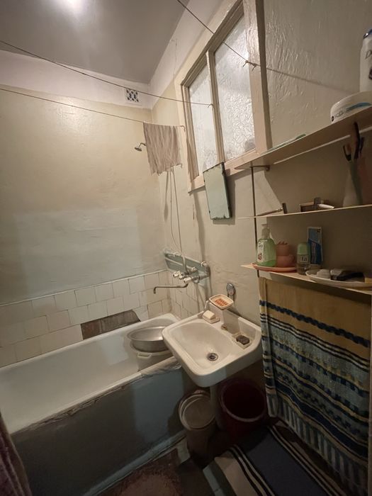 Продам 2-х ком квартиру в самом центре ЮГОКа