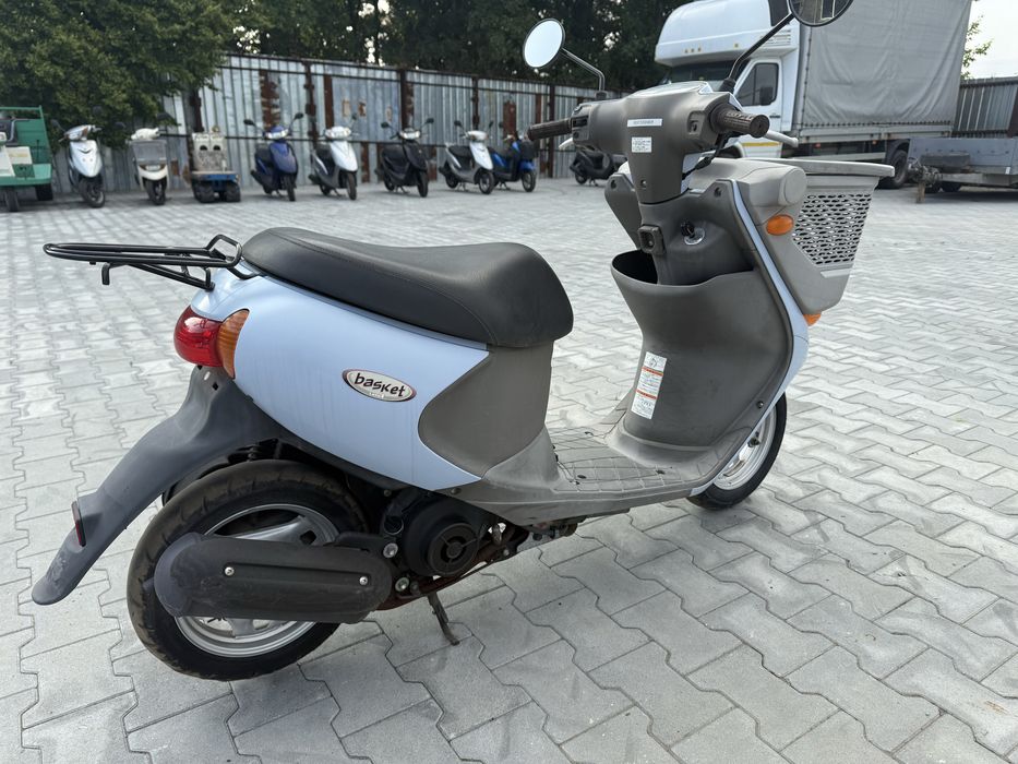 Японський мопед Suzuki Lets 4 basket з корзинкою