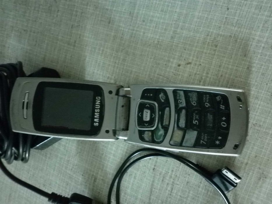 Комплект мобильных телефонов Samsung, LG, Comfort, Nokia