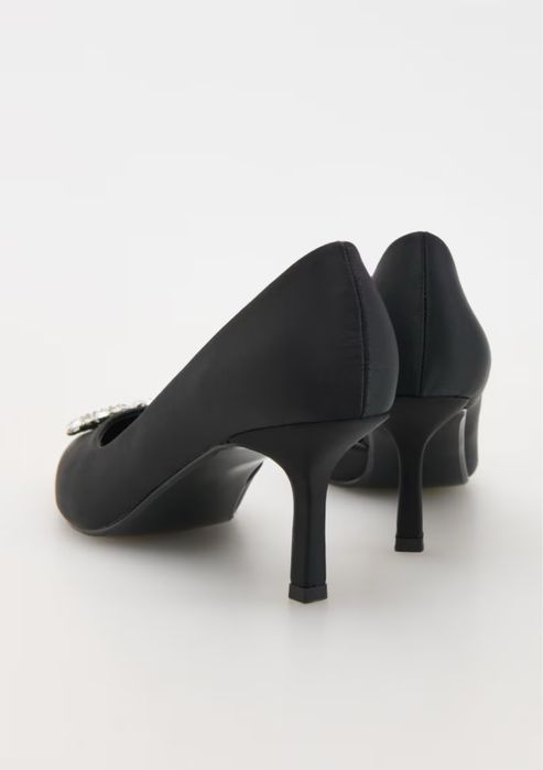 Стильні туфлі Reserved (40)