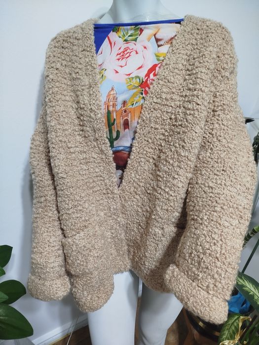 Casaco lã, cardada modelo grande