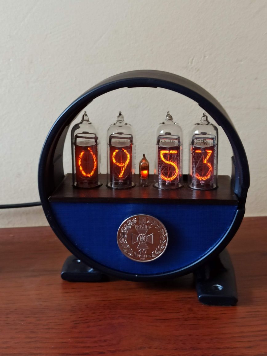 Часы на лампах ИН-14 декоративные