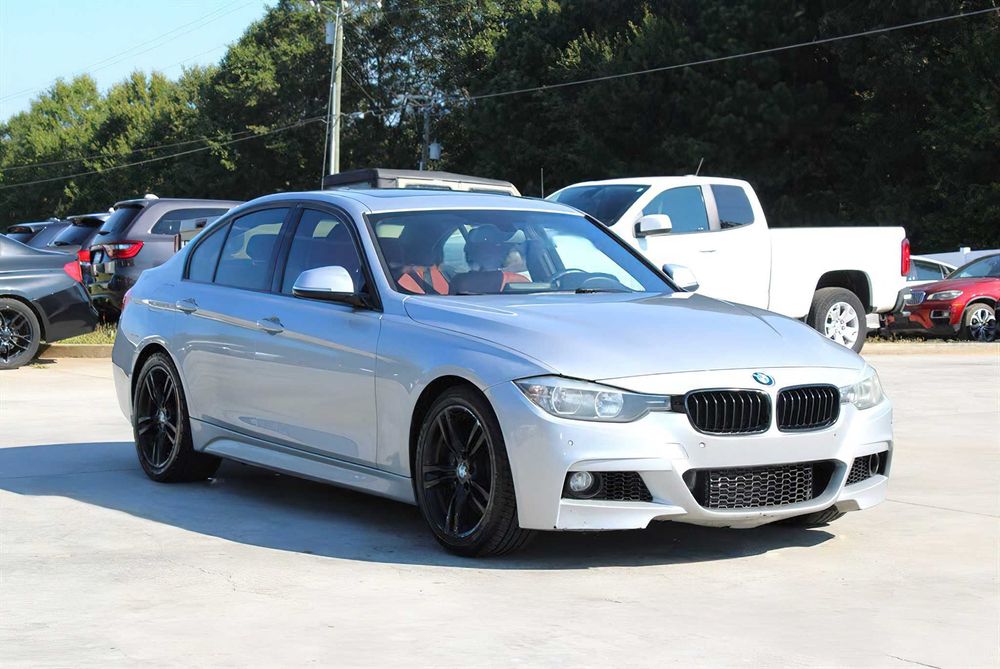 BMW 328i      2015