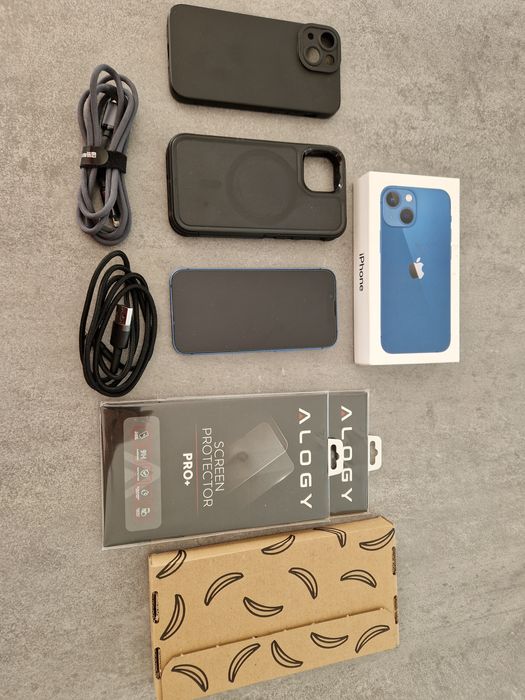 IPhone 13 mini + dodatki