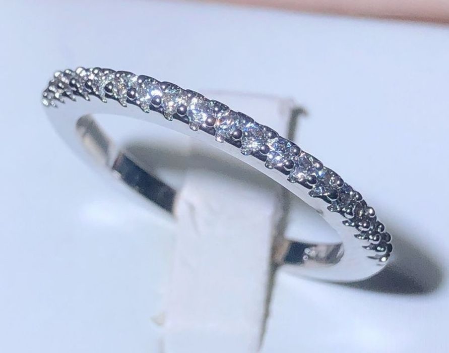 Каблучка жіноча стильна