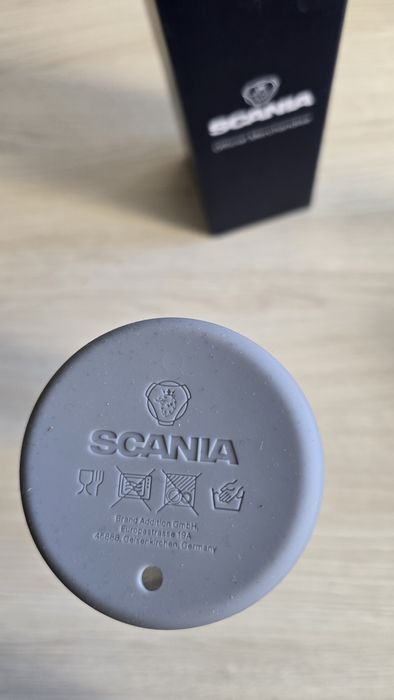 Butelka na wodę w gumowym etui, Oryginalna z kolekcji Scania