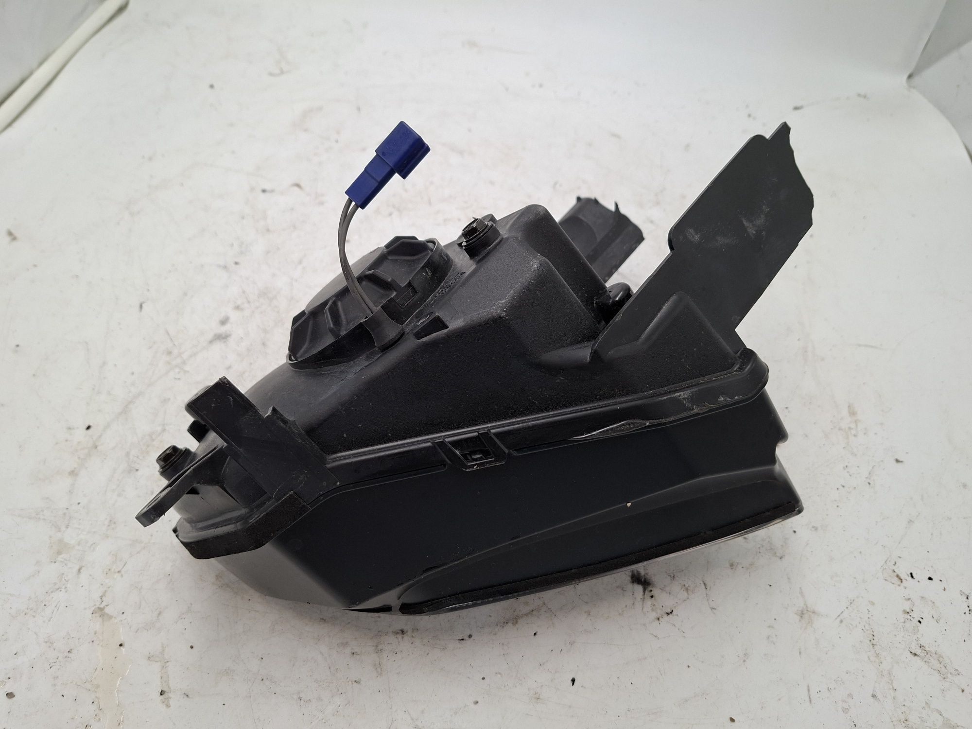 Yamaha r6 rj11 lampa lewa przednia