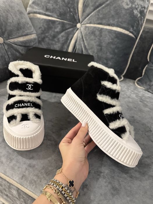 Черные высокие зимние кеды кроссовки Chanel