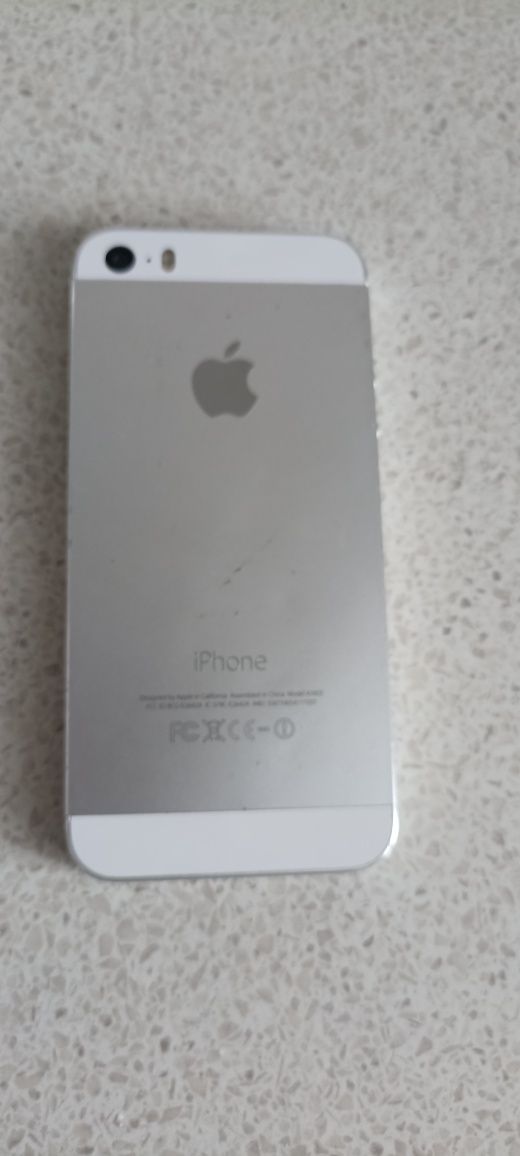 Продам iPhone 5S 64GB б/у.