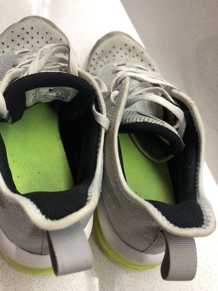 Sapatilhas Nike Air Max Sequent 4 Júnior - Cinzento