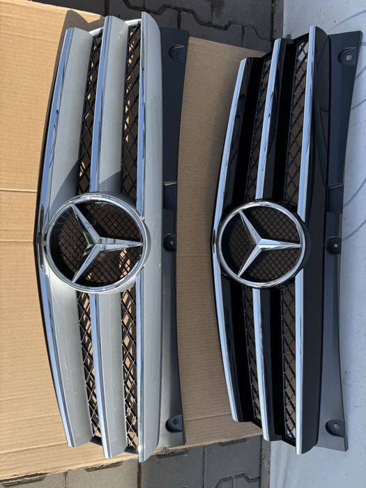 Решітка решотка радіатора Mercedes Viano W639 Віано рестайл