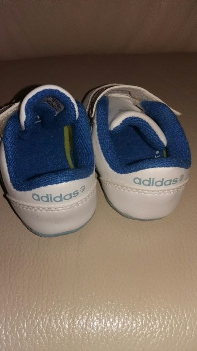 Adidas Neo niebieskie niechodki r.17