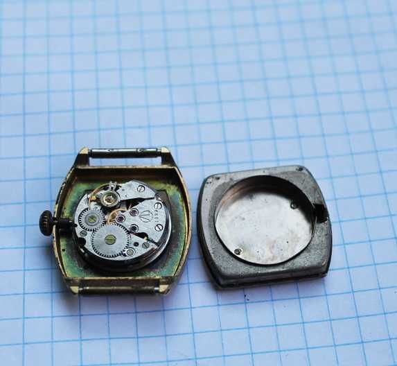 Годинник жіночий Луч АУ 10