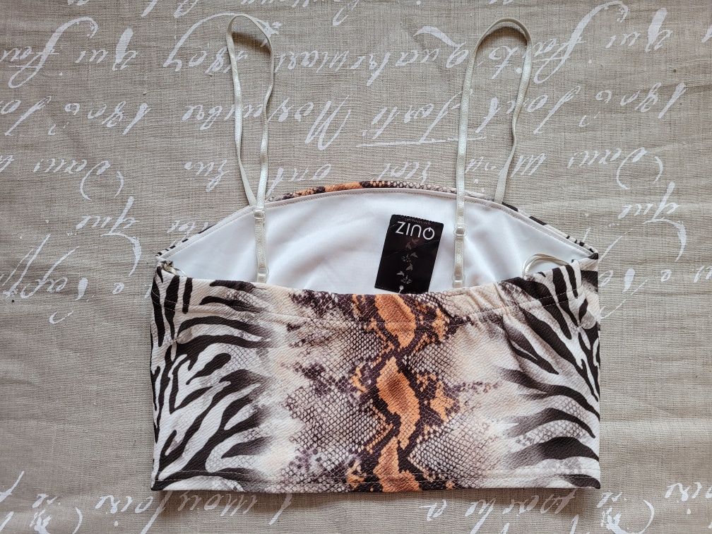 Krótka wzorzysta bluzka na ramiaczka crop top zwierzęcy print 40 L