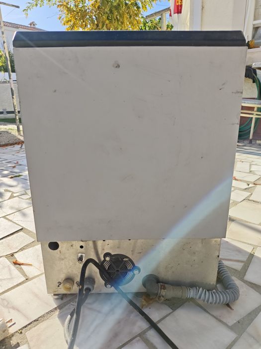 Maquina lavar loiça e copos