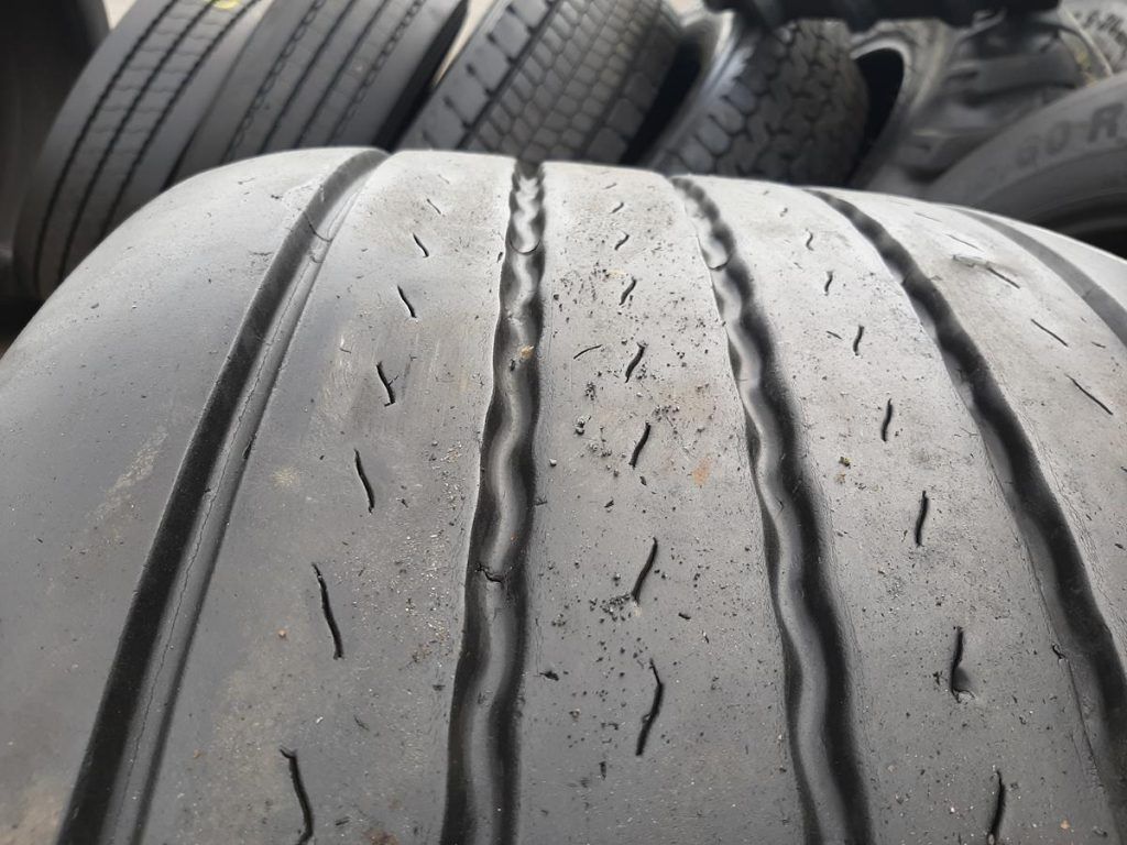 Opona używana ciężarowa 455/40R22.5 HAKOOK TL10+ 800zł C2505