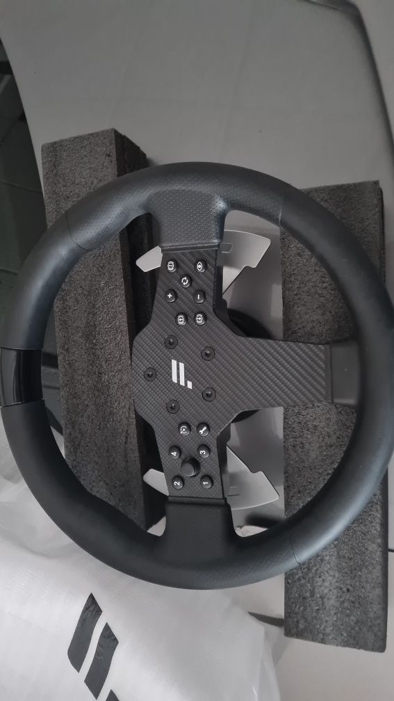 Volante fanatec P1 v2 qr2