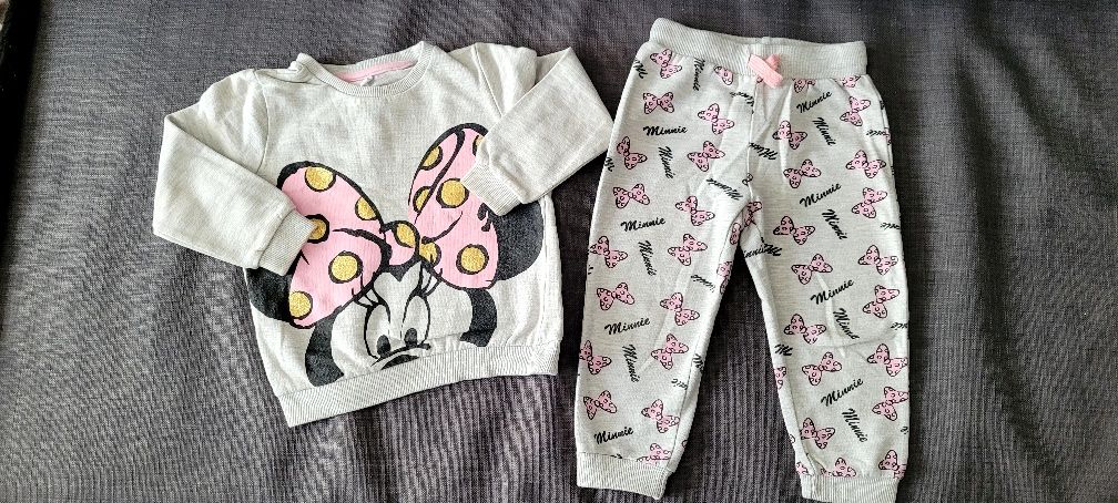 Dresik  Disney Minnie Mouse rozmiar 92