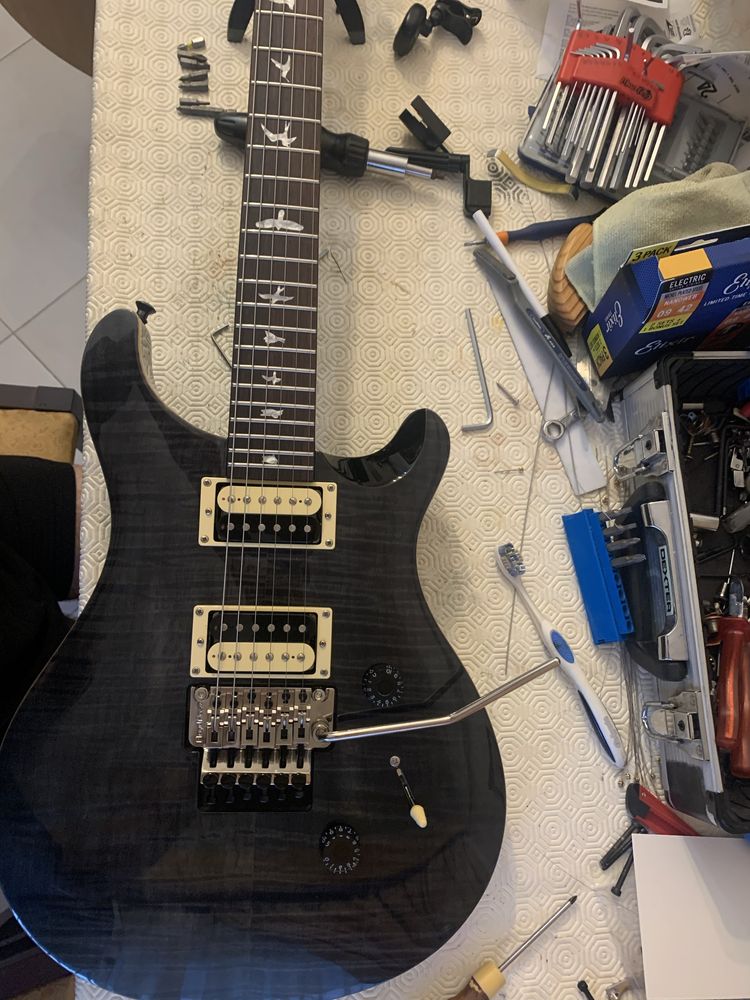 Guitarra PRS SE custom 24 FR