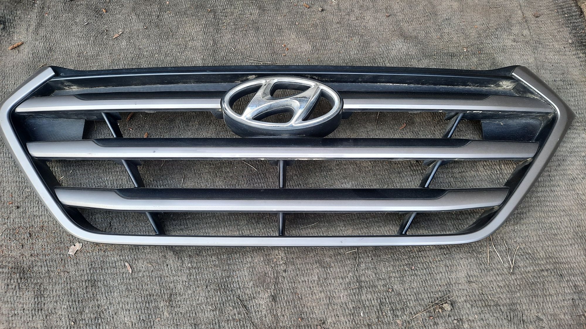 Atrapa Grill Hyundai Tucson 15-18r.