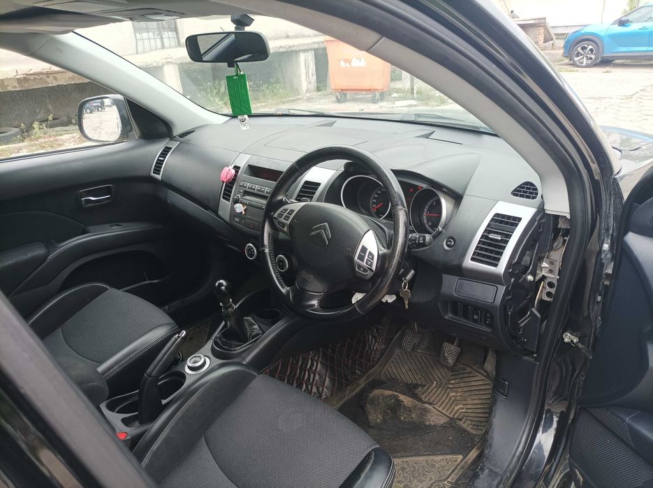 citroen c-crosser 2,2 hdi czesci