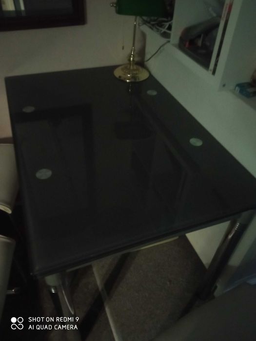 Stół szklany wraz z 4 krzesła