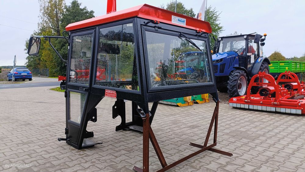 Kabina Ursus c-330 C-330M C-328 bez błotników NAGLAK C360 MF AGROSTAL