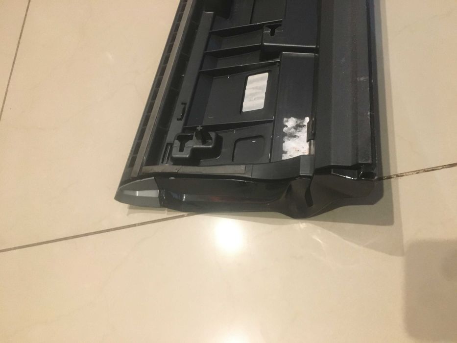 Молдинг двери левый перед Audi Q7