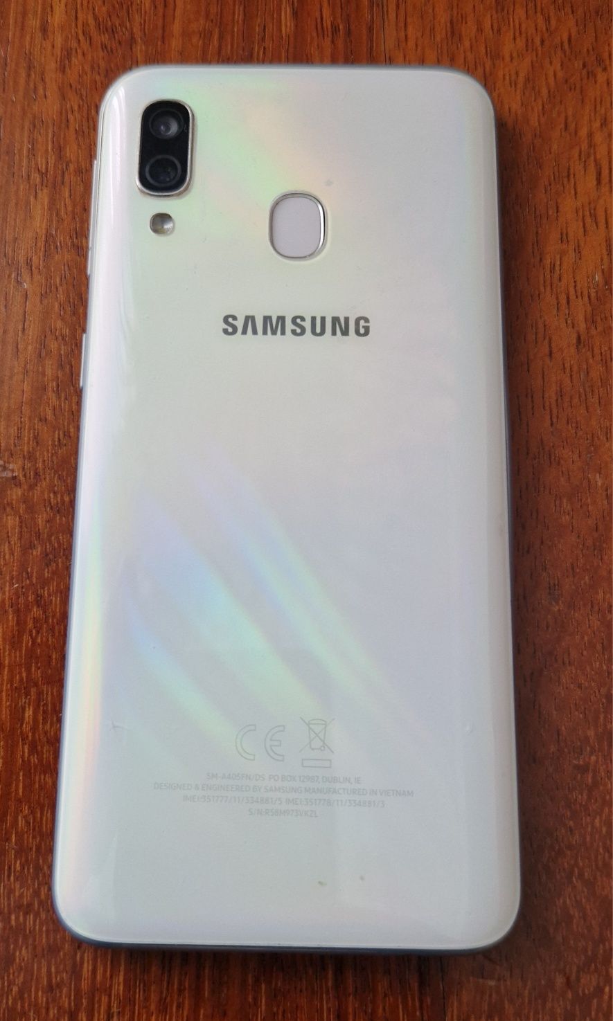 Telemóvel Samsung Galaxy A40