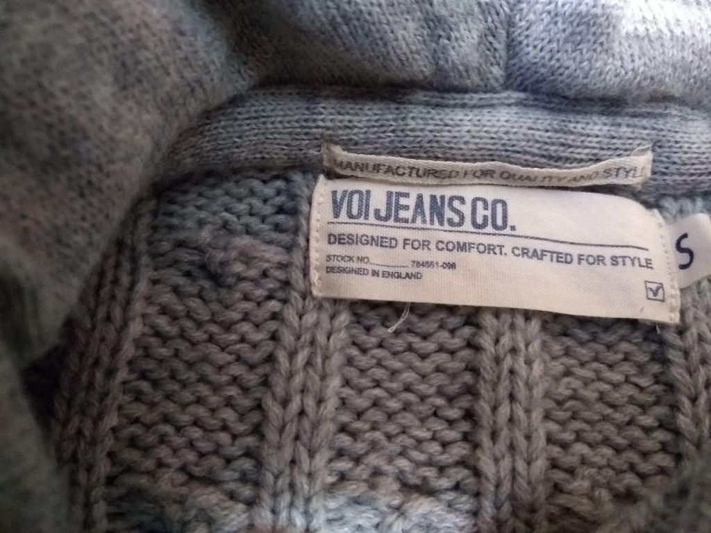 Pulower męski S syg.VOI jeansCo z kapturm welna