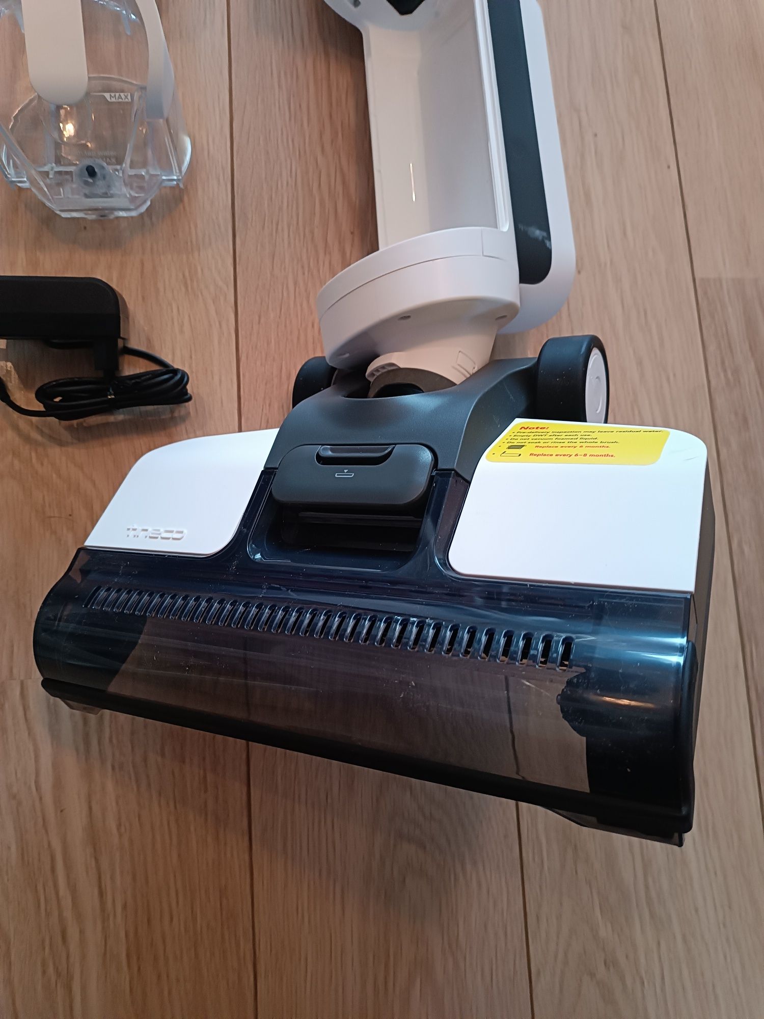 "  Odkurzacz Pionowy Tineco iFloor 3 Breeze  FW040600EU - na  części