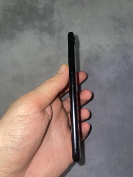 iPhone SE 2020 64g + Коробка