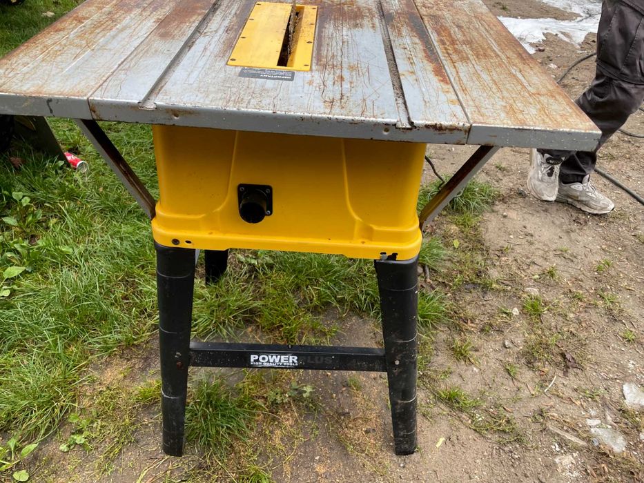 piła krajzega przenośna 220 v