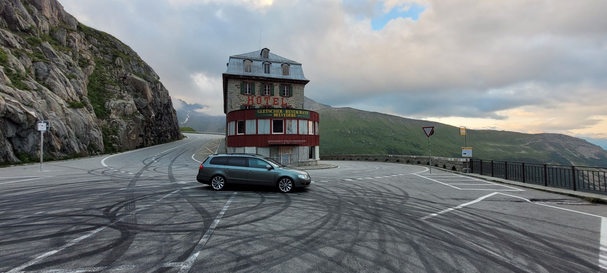 Volkswagen Passat B6 300km 600nm sleeper