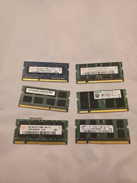 Pamięć RAM.  2xDDR3.   4xDDR2