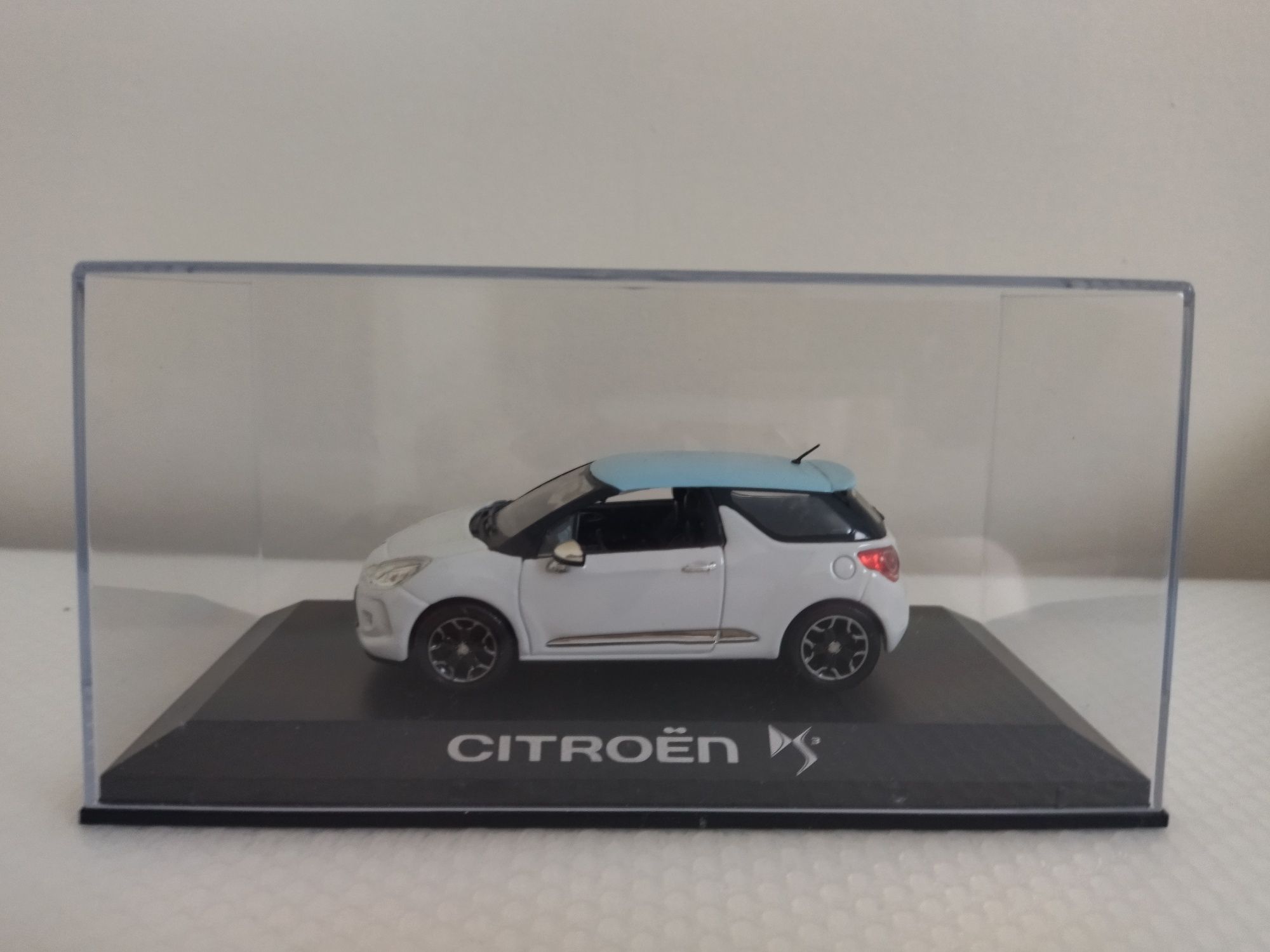 Miniatura Citroen DS3 Nova 1/43