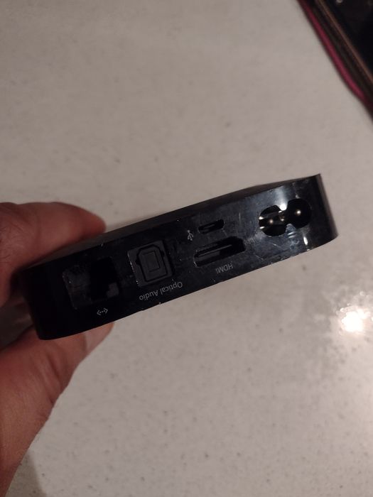 Urządzenie Apple tv sprawne brak pilota