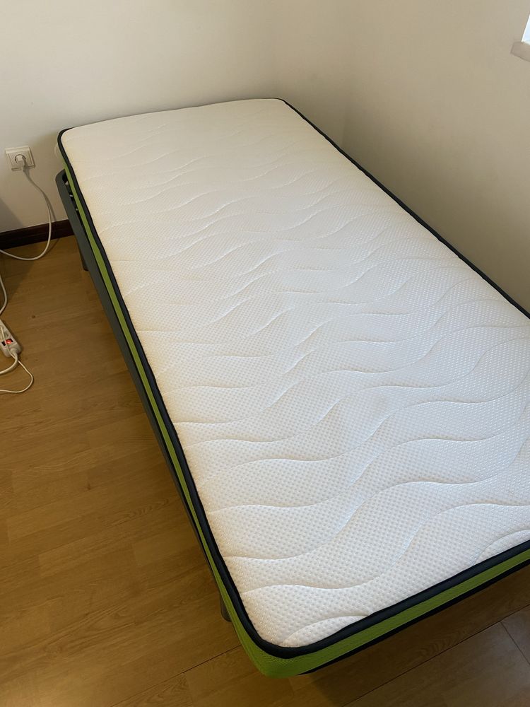 Cama solteiro com colchao 200x90