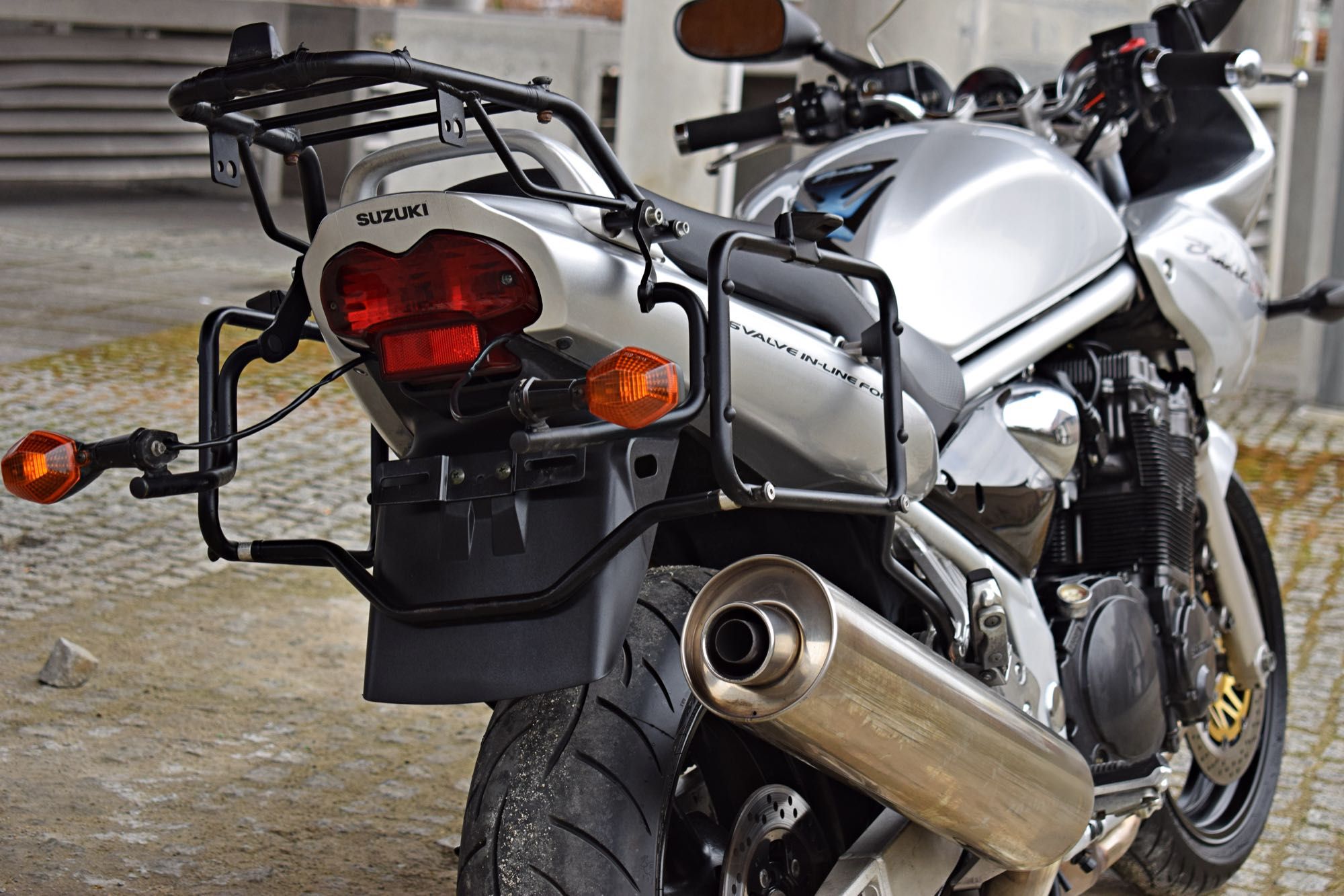 SUZUKI Bandit 1200 S Bez wkładu Po serwisie+TUV ! NOWE OPONY + Dodatki