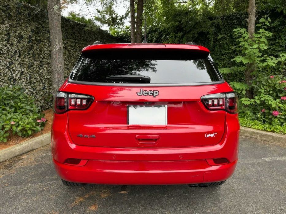 Jeep Compass Limited      2022