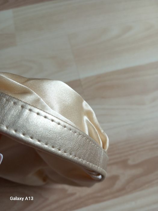 Christian Dior oryginalna damska kosmetyczka ecru