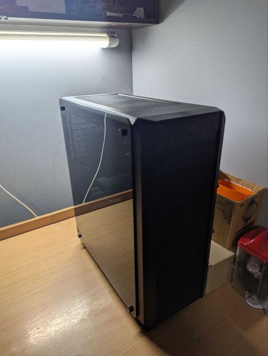 Компьютер на сокеті 1151v2 (I9 9900k, 1050ti, 64gb RAM)